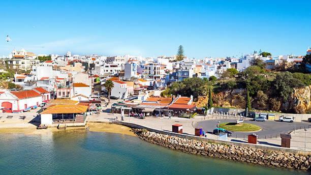 Alvor Apartment - Center And Beach Bagian luar foto